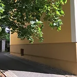 Ueber Dem Ilmpark Lägenhet *