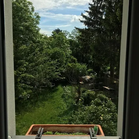 Ueber Dem Ilmpark Appartamento