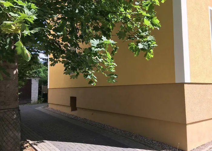 über Dem Ilmpark Apartment *